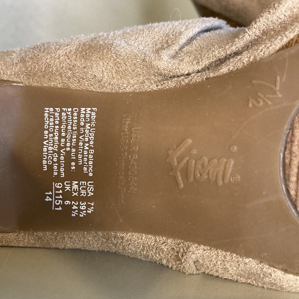 Fioni tan suede size 7.5 peep toe high heels also have them in black 8s - Picture 2 of 7